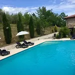 Couette-café La Passione Charme House 4*
