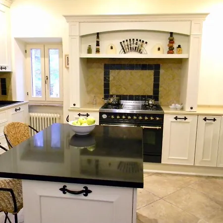 La Passione Charme House Bed & Breakfast *