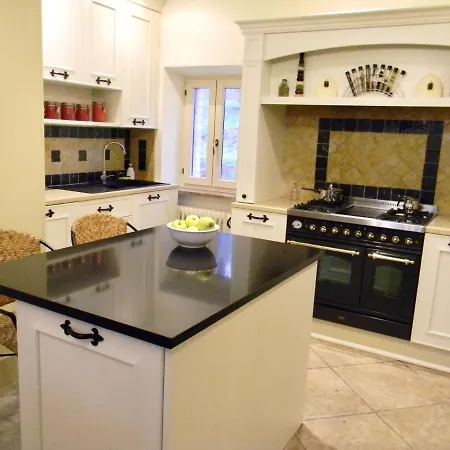 La Passione Charme House Bed & Breakfast Venarotta