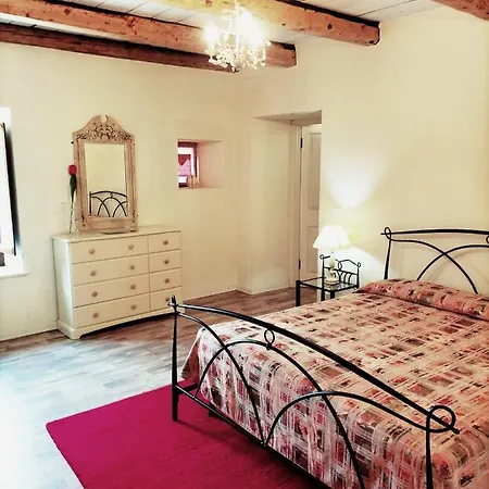 La Passione Charme House Bed & Breakfast Venarotta