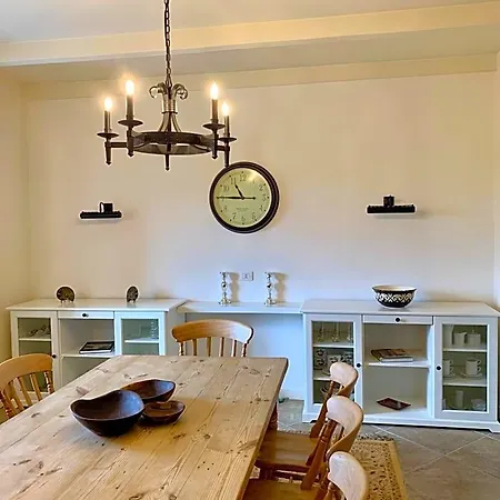 La Passione Charme House Bed & Breakfast Venarotta