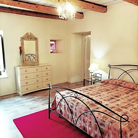 La Passione Charme House Bed & Breakfast Venarotta